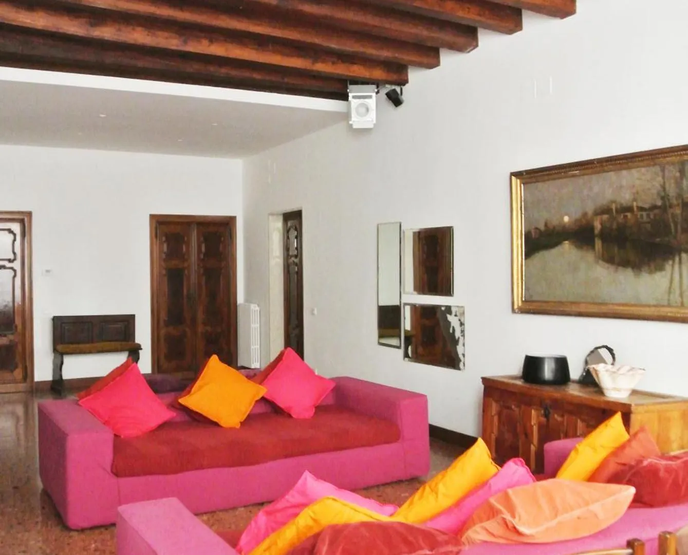 Uma Apartments Venice